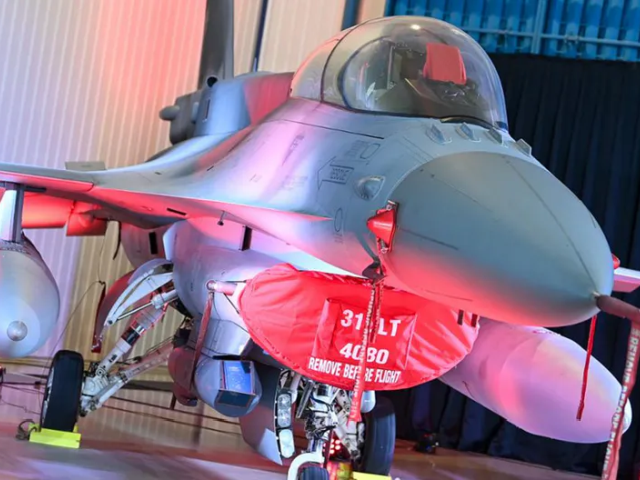 „To był bardzo doświadczony pilot”. Robert Zawada o wypadku F-16